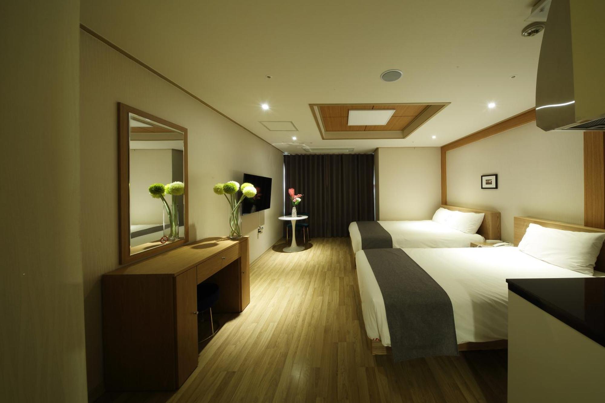 Incheon The Hotel Yeongjong מראה חיצוני תמונה